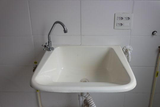 Cozinha e Área de Serviço de apartamento para alugar com 2 quartos, 44m² em Santa Cruz, Rio de Janeiro