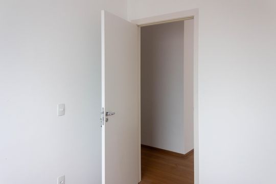 Quarto 1 de apartamento para alugar com 2 quartos, 44m² em Santa Cruz, Rio de Janeiro