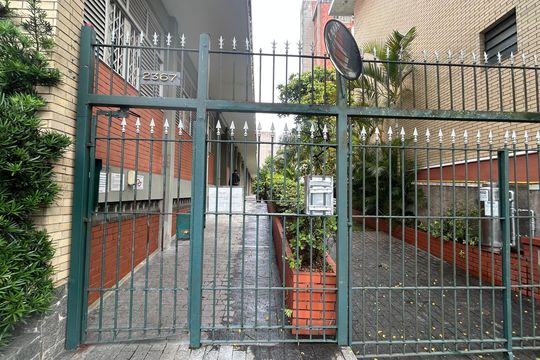 Fachada de apartamento para alugar com 1 quarto, 48m² em Santo Amaro, São Paulo