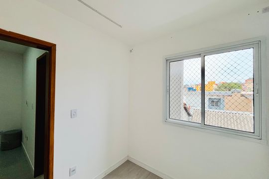 Quarto 2 de apartamento para alugar com 2 quartos, 40m² em Parque Artur Alvim, São Paulo