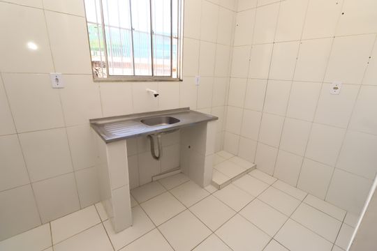 Apartamento para alugar com 2 quartos, 70m² em Itapuã, Salvador