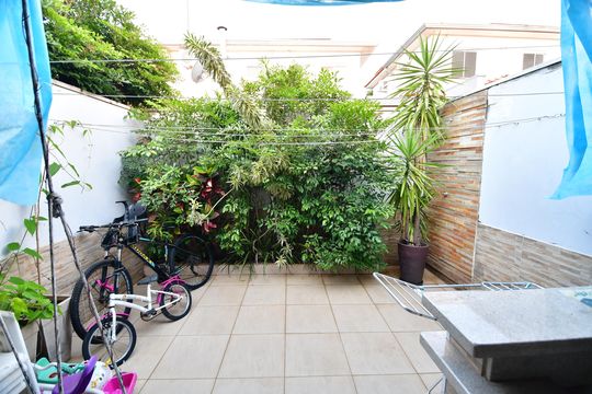 Quintal de casa de condomínio para alugar com 2 quartos, 69m² em Jardim Interlagos, Hortolândia