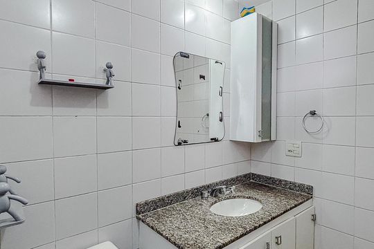Banheiro de apartamento para alugar com 1 quarto, 47m² em Tatuapé, São Paulo