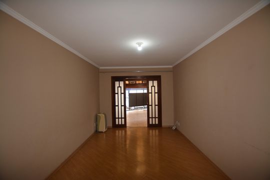 Casa à venda com 3 quartos, 117m² em Jardim Celeste, São Paulo