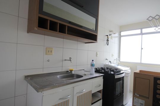 Cozinha de apartamento à venda com 2 quartos, 55m² em Super Quadra Morumbi, São Paulo
