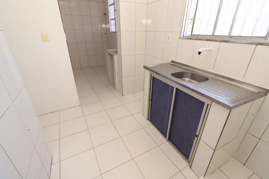Apartamento para alugar com 2 quartos, 70m² em Itapuã, Salvador