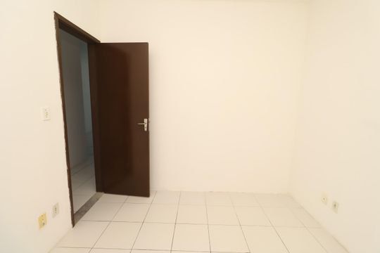 Apartamento para alugar com 2 quartos, 70m² em Itapuã, Salvador