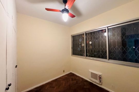 Quarto de apartamento à venda com 3 quartos, 93m² em Gávea, Rio de Janeiro