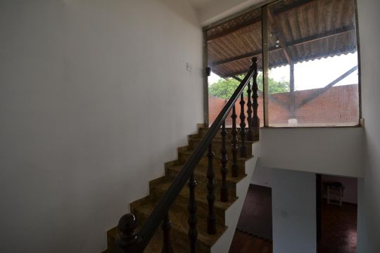 Escada de casa para alugar com 7 quartos, 261m² em Instituto de Previdencia, São Paulo