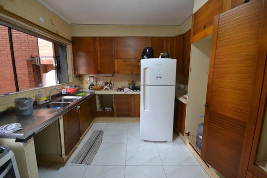 Cozinha de casa para alugar com 7 quartos, 261m² em Instituto de Previdencia, São Paulo
