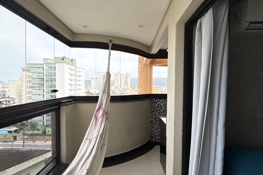 Varanda de apartamento para alugar com 2 quartos, 76m² em Tortuga, Guarujá