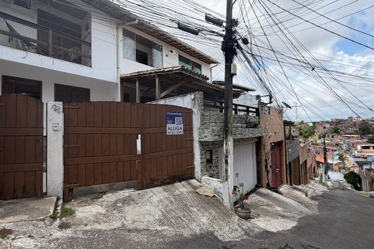 Casa para alugar com 2 quartos, 90m² em Itapuã, Salvador
