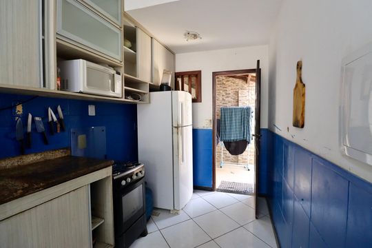 Cozinha de casa para alugar com 2 quartos, 90m² em Itapuã, Salvador