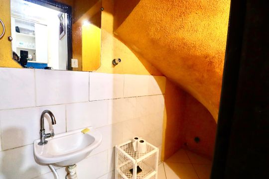 Lavabo de casa para alugar com 2 quartos, 90m² em Itapuã, Salvador