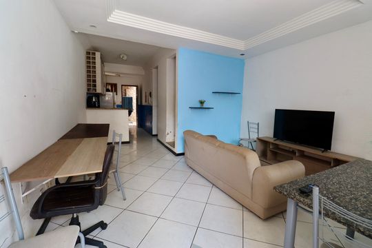 Sala de casa para alugar com 2 quartos, 90m² em Itapuã, Salvador