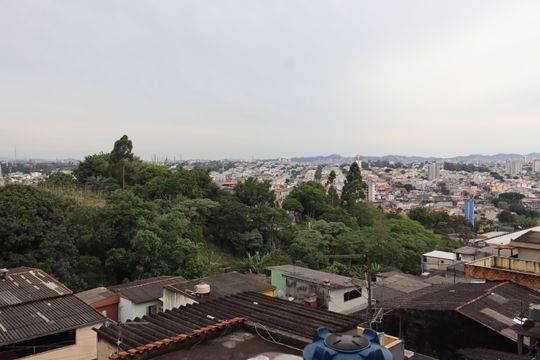 Vista da Suíte de casa à venda com 4 quartos, 182m² em Jardim Sao Roberto, São Paulo