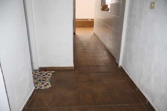 Corredor de casa à venda com 4 quartos, 182m² em Jardim Sao Roberto, São Paulo