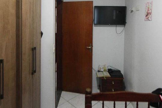 Quarto 02 de casa de condomínio para alugar com 3 quartos, 85m² em Vila Jurema, São Paulo