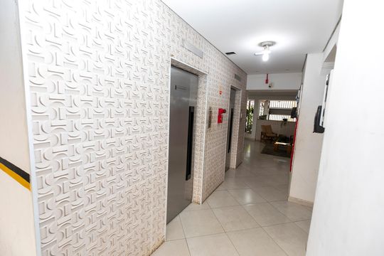 HALL DOS ELEVADORES de kitnet/studio para alugar com 1 quarto, 32m² em Bosque, Campinas