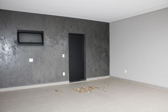 Garagem de casa de condomínio à venda com 3 quartos, 226m² em Colina dos Pinheiros, Valinhos