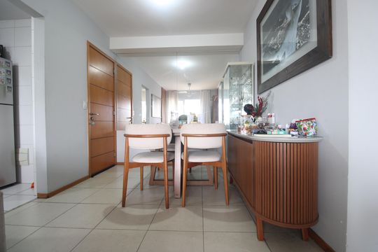 Sala de apartamento à venda com 3 quartos, 75m² em Barra da Tijuca, Rio de Janeiro