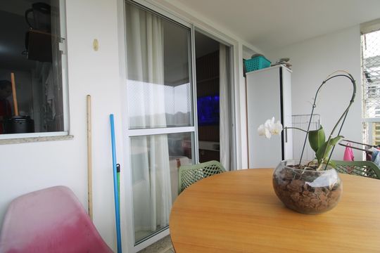 Sala - Varanda de apartamento à venda com 3 quartos, 75m² em Barra da Tijuca, Rio de Janeiro