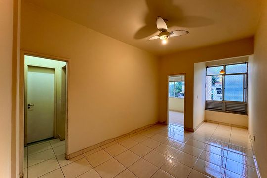 Apartamento para alugar com 2 quartos, 80m² em Centro, Rio de Janeiro