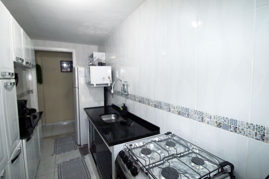 Cozinha de apartamento à venda com 2 quartos, 55m² em Colégio, Rio de Janeiro