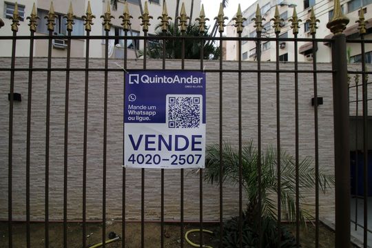 Placa de apartamento à venda com 2 quartos, 55m² em Colégio, Rio de Janeiro