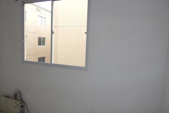 Quarto 2 de apartamento para alugar com 2 quartos, 45m² em Guaratiba, Rio de Janeiro