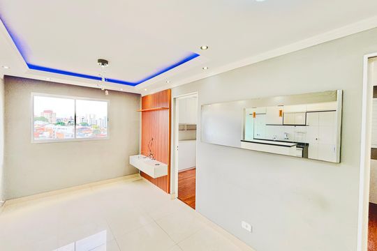 Sala de apartamento para alugar com 3 quartos, 78m² em Vila Taquari, São Paulo