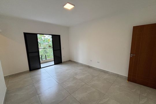 Suite de casa à venda com 3 quartos, 102m² em Vila Moderna, Ribeirão Pires