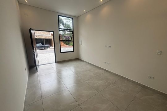 Sala de casa à venda com 3 quartos, 102m² em Vila Moderna, Ribeirão Pires