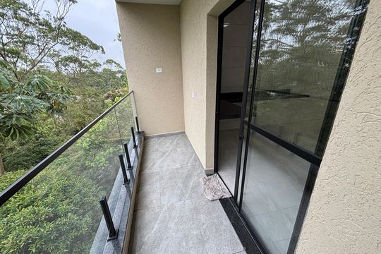 Varanda  de casa à venda com 3 quartos, 102m² em Vila Moderna, Ribeirão Pires