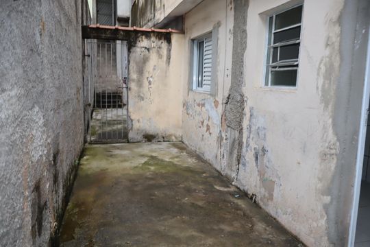 Quintal de casa à venda com 6 quartos, 320m² em Jardim Ipanema(zona Leste), São Paulo