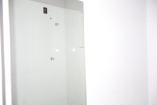 Banheiro de casa à venda com 6 quartos, 320m² em Jardim Ipanema(zona Leste), São Paulo