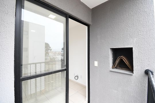 Sacada de apartamento para alugar com 2 quartos, 49m² em Vargem Grande, Pinhais