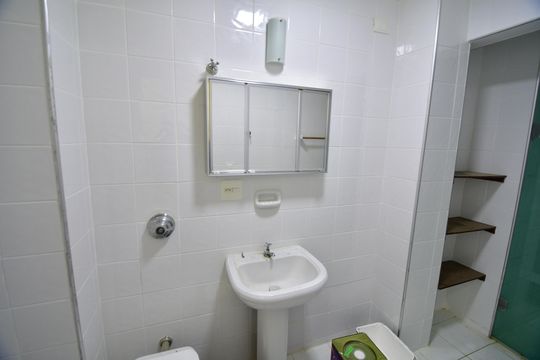 Banheiro de apartamento para alugar com 2 quartos, 100m² em Vila Joao Jorge, Campinas