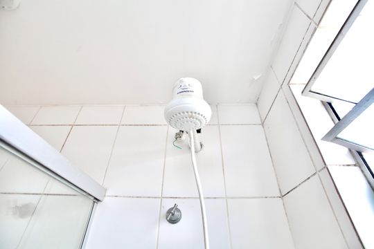 Banheiro Social de apartamento para alugar com 2 quartos, 50m² em Bernardo Monteiro, Contagem