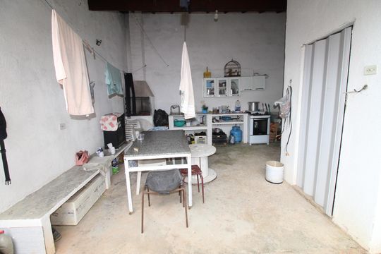 Área de serviço de casa para alugar com 2 quartos, 54m² em Vila Sao Geraldo, São José dos Campos