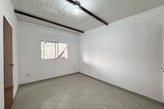 Casa para alugar com 2 quartos, 107m² em Bonsucesso, Contagem