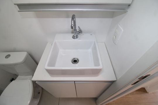 Banheiro de apartamento para alugar com 2 quartos, 38m² em Imirim, São Paulo