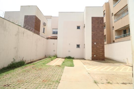 Garagem de apartamento para alugar com 2 quartos, 50m² em Alto Umuarama, Uberlândia