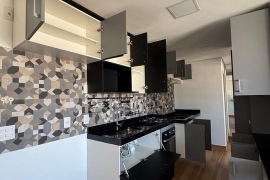 Cozinha de apartamento à venda com 2 quartos, 42m² em Vila California, São Paulo