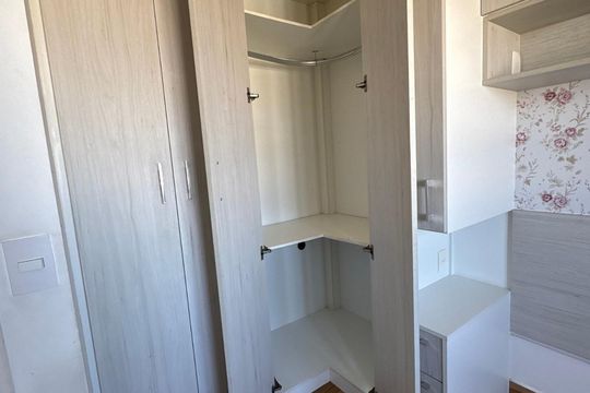 Quarto 1 de apartamento à venda com 2 quartos, 42m² em Vila California, São Paulo