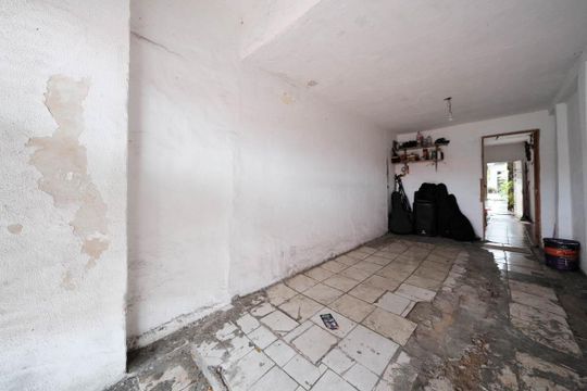 Garagem de casa à venda com 3 quartos, 210m² em Cidade Líder, São Paulo