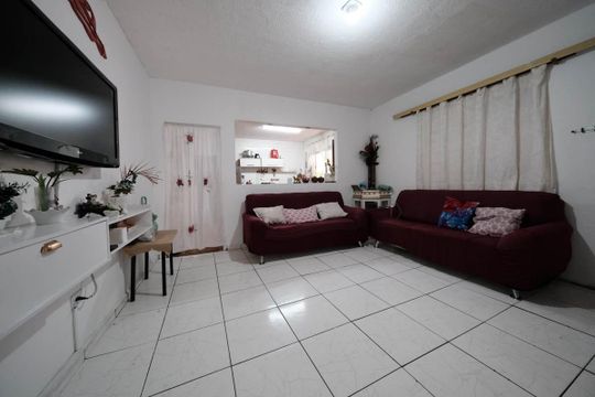 Casa à venda com 3 quartos, 210m² em Cidade Líder, São Paulo