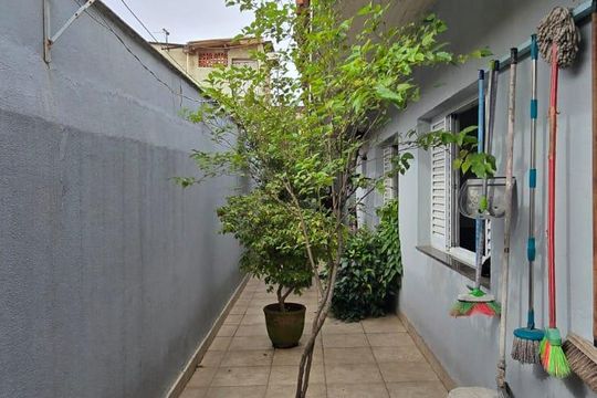 Área de Serviço e Quintal  de casa à venda com 3 quartos, 151m² em Vila Sao Luis, Guarulhos