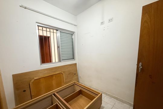 Quarto 2 de casa à venda com 4 quartos, 185m² em Chácara São João, São Paulo