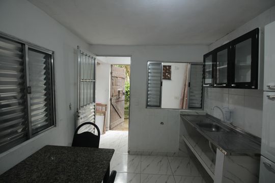 Cozinha e Área de Serviço de casa de condomínio para alugar com 1 quarto, 55m² em Rádio Clube, Santos